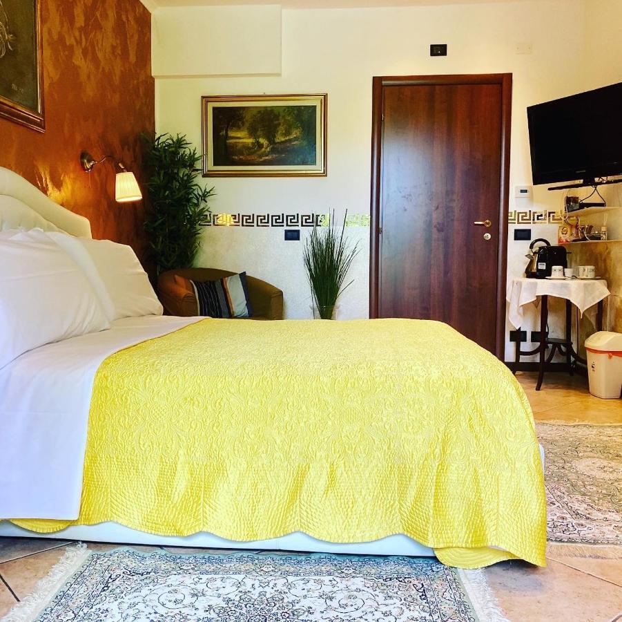 B&B Garda 4U Desenzano del Garda Exteriér fotografie