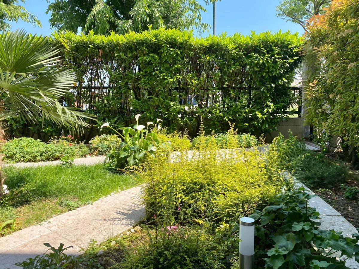 B&B Garda 4U Desenzano del Garda Exteriér fotografie